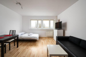 Sadyba Black & White Studio Warsaw